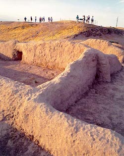 Pueblo Grande platform mound, northwest corner, compound in foreground Courtesy of Pueblo Grande Museum, City of Phoenix
